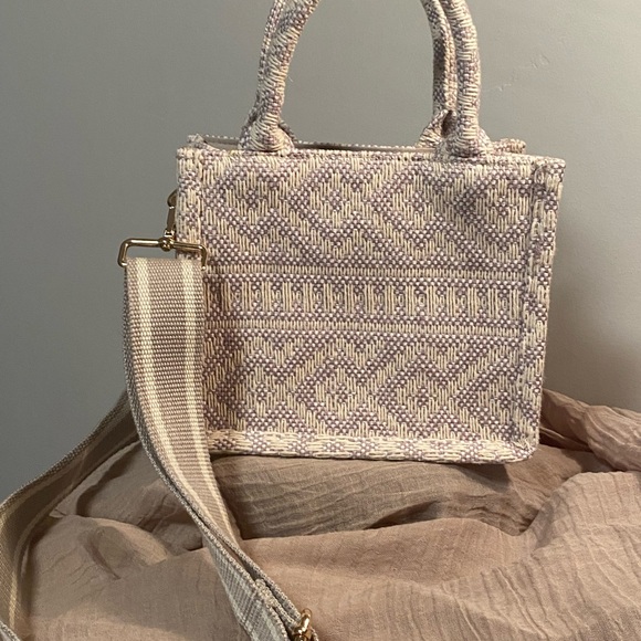 H&M Handbags - Cream color H&M crossbody bag